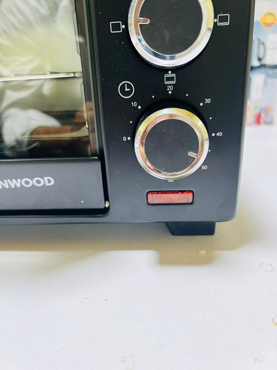Kenwood 25L Electric Baking Oven  toaster  With Double Tray & Rotisserie Grill  ,  1300 Watt